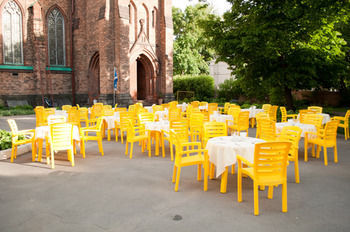Outdoor Banquet Area
